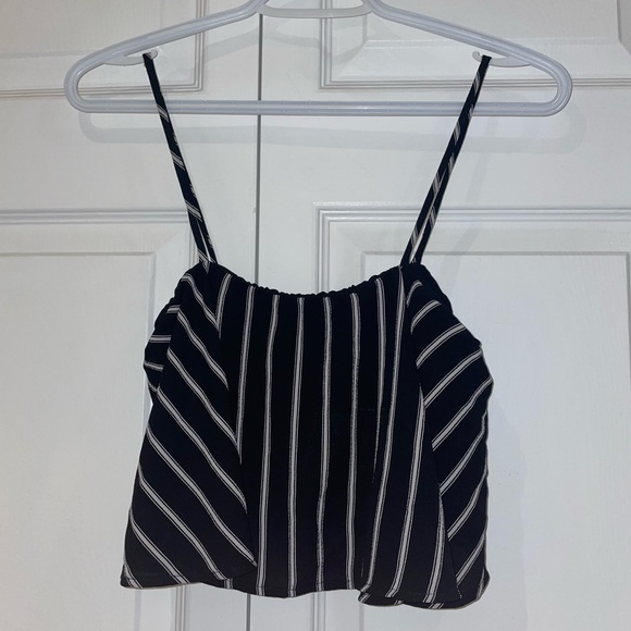 M Boutique Cropped Stripped Tier Blouse - Picture 1 of 4